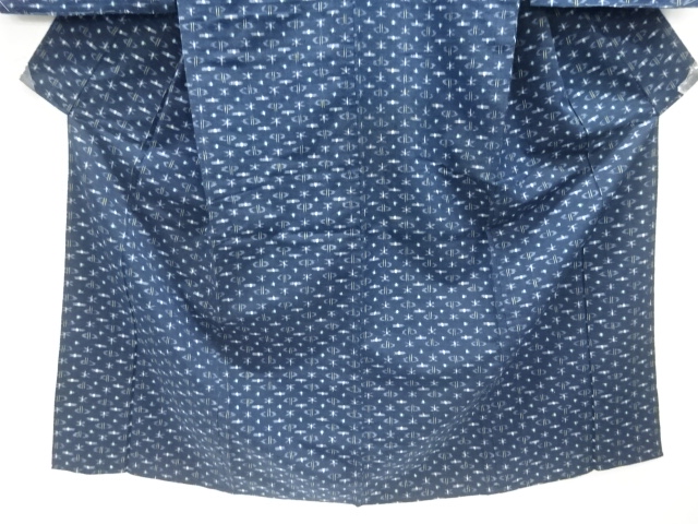  アンティーク　絣柄織出し手織り紬単衣着物